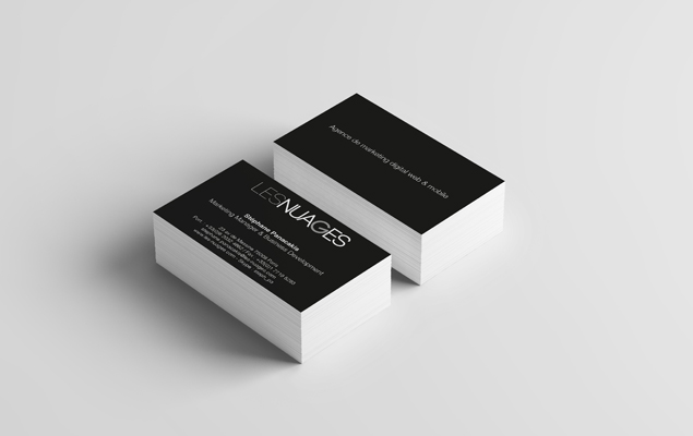 Création et gestion de l'impression pour la réalisation des cartes de visite de l'agence Les Nuages